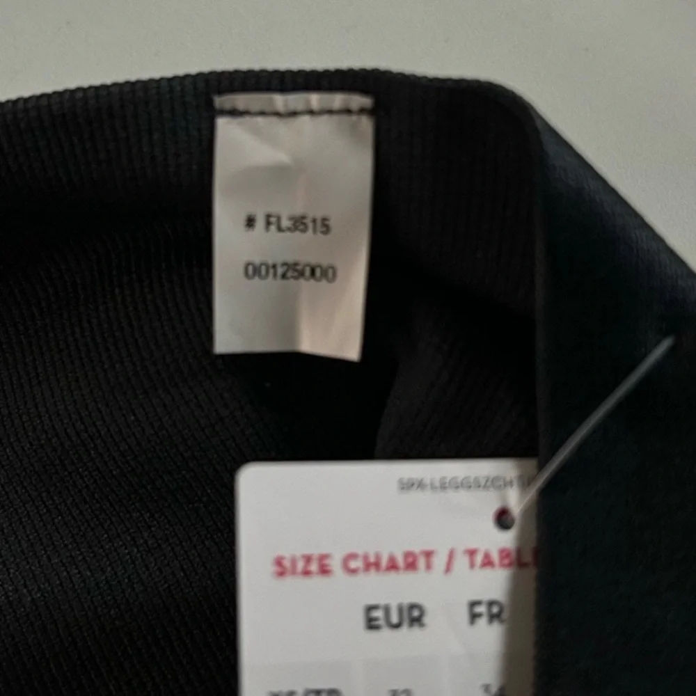 NWT SPANX Look at me now leggings M - Picture 6 of 9